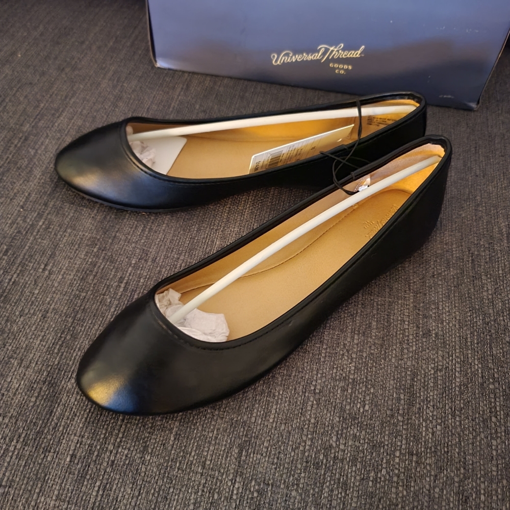 UT Everly Vegan Round Toe Black Ballet Flats 10 - Picture 6 of 8